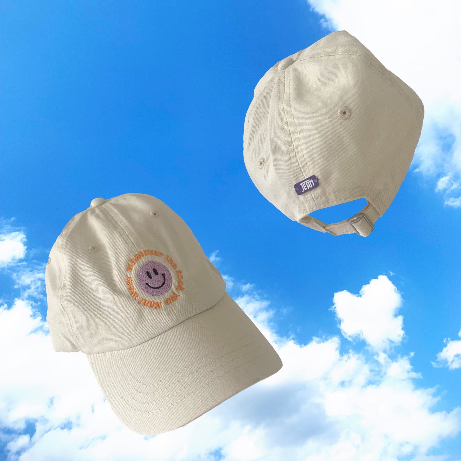 Beige pet met smiley